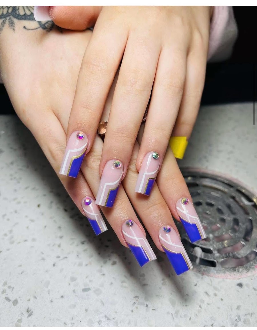 FIVE STAR Nails And Spa work